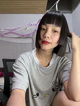 Snapshot of andymi1 chatting on June 18, 12:53 pm andymi1 online show from June 18, 12:53 pm
