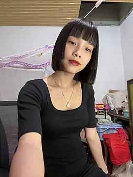 Snapshot of andymi1 chatting on July 2, 1:06 pm andymi1 online show from July 2, 1:06 pm