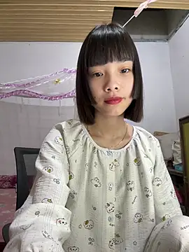 Snapshot of andymi1 chatting on July 15, 2:28 am andymi1 online show from July 15, 2:28 am