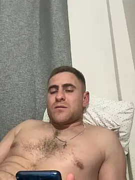 GOOPYlove online show from March 4, 7:20 pm