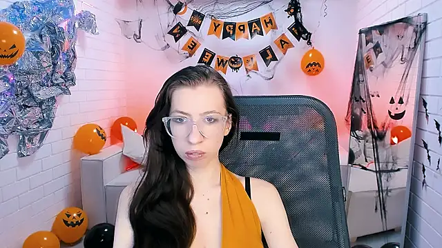 Snapshot of CareyJonas chatting on October 31, 3:35 pm CareyJonas online show from October 31, 3:35 pm