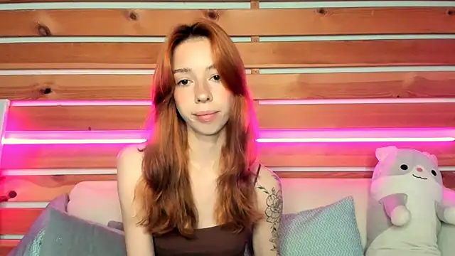 Lori Williams online show from September 13, 1:05 am