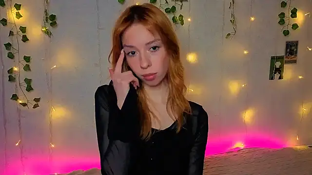 Lori Williams online show from April 18, 12:53 pm