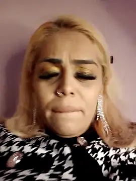 izauri2025 online show from October 30, 9:15 pm