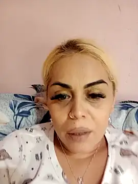 izauri2025 online show from November 17, 6:46 pm