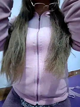 airamoon online show from October 18, 1:19 am