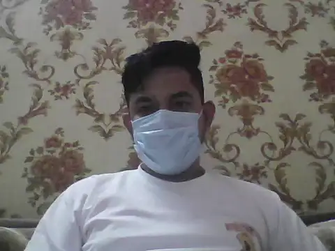 Snapshot of NIVAN_7251 chatting on November 16, 10:43 am NIVAN 7251 online show from November 16, 10:43 am