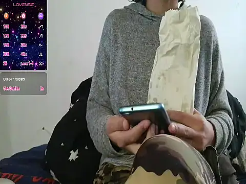 Snapshot of Natzu_Choi chatting on November 7, 4:40 pm Natzu Choi online show from November 7, 4:40 pm