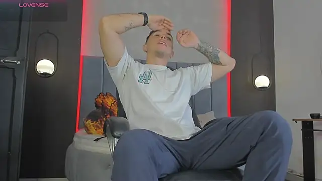 Liam walk  online show from March 26, 12:33 pm