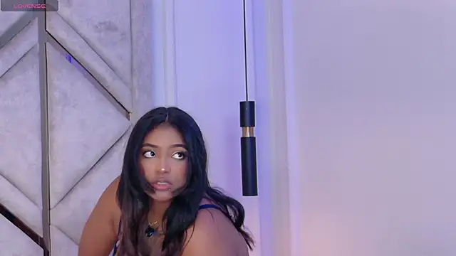 Cristal-Jonnes online show from March 21, 8:34 pm