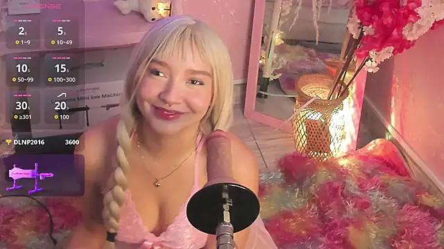 JuliethMoss online show from April 11, 9:08 pm