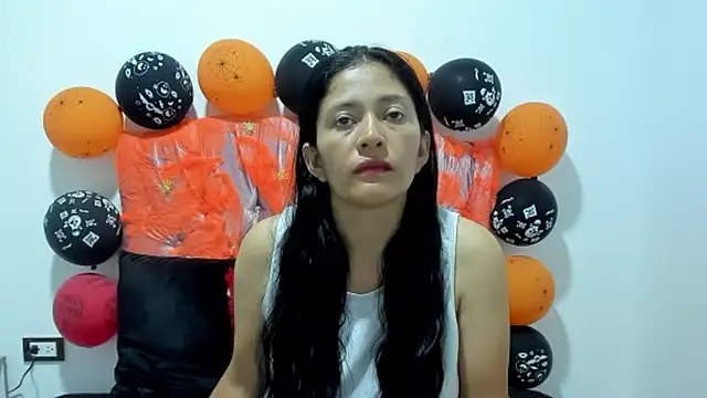 ivy moon05 online show from November 3, 1:01 pm