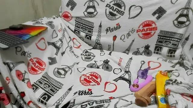 ivy moon05 online show from April 1, 1:41 pm