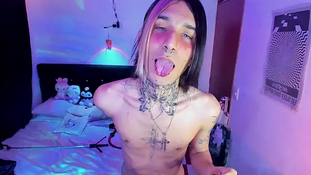 Snapshot of marshall__k chatting on October 27, 9:13 am marshall k online show from October 27, 9:13 am