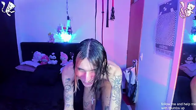 Snapshot of marshall__k chatting on November 17, 10:32 am marshall k online show from November 17, 10:32 am