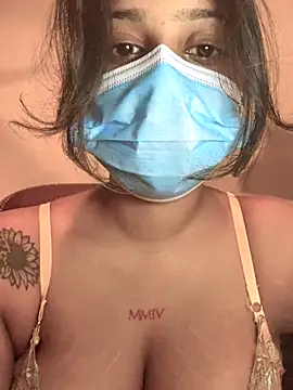 Snapshot of Saza_lklx chatting on October 14, 2:40 pm Saza lklx online show from October 14, 2:40 pm