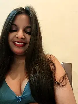 Snapshot of Maahhii_2 chatting on November 27, 8:00 pm Maahhii 2 online show from November 27, 8:00 pm