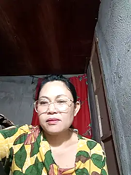 Everleigh mom online show from December 5, 10:13 am