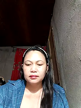 Everleigh mom online show from December 21, 8:27 pm