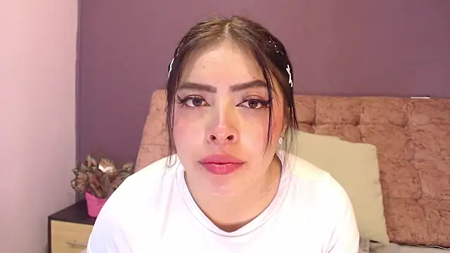 KateWelsin online show from April 11, 7:40 pm