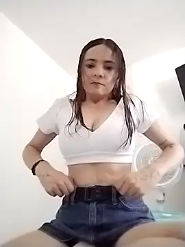 Cami Konor online show from October 7, 7:55 pm