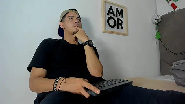 andrew colleman online show from November 22, 5:17 am