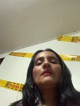 Snapshot of kataleya_29 chatting on October 20, 6:41 pm kataleya 29 online show from October 20, 6:41 pm