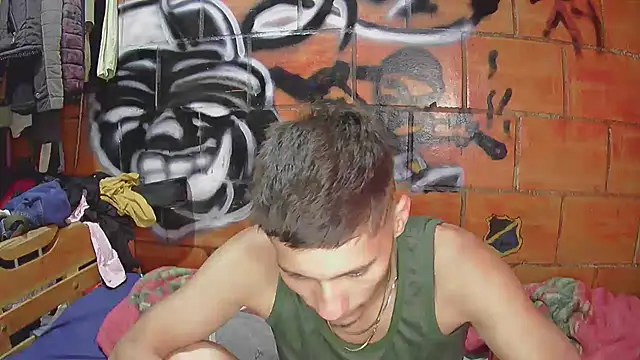 alexandercruz online show from March 19, 9:52 pm