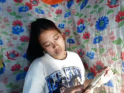 Pinay Skinny18 online show from September 28, 12:54 pm