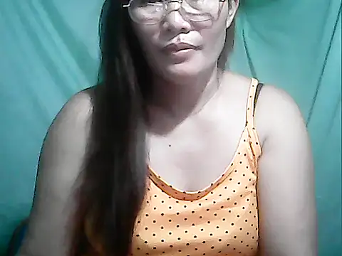 Snapshot of Juicy_69xx chatting on September 24, 7:17 pm Juicy 69xx online show from September 24, 7:17 pm