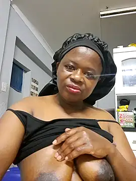 cairococo online show from September 8, 7:57 pm