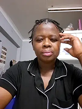 cairococo online show from September 28, 5:51 pm