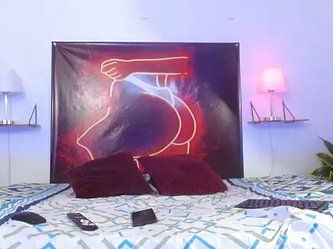 Snapshot of GinoelDal chatting on October 4, 1:53 pm GinoelDal online show from October 4, 1:53 pm