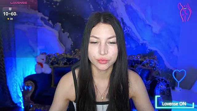 EliseVelour online show from March 15, 12:55 pm