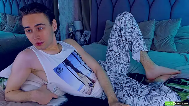 WilliamDyson online show from October 15, 3:17 am