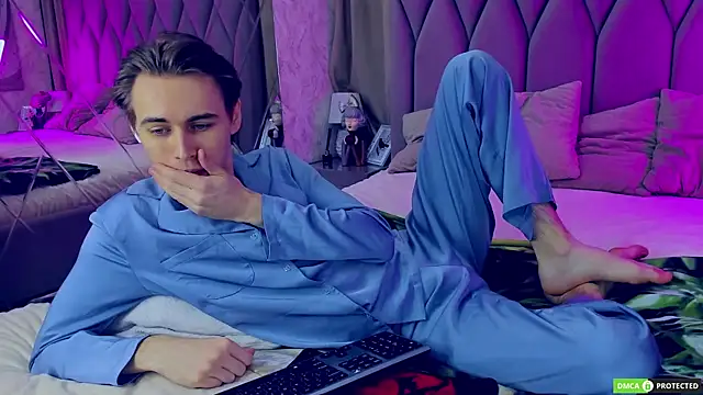 WilliamDyson online show from November 8, 3:07 am