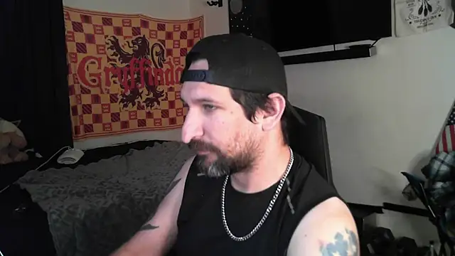 Snapshot of DevilPup75_ chatting on October 11, 12:32 am DevilPup75 online show from October 11, 12:32 am