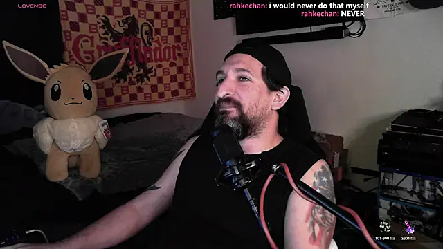 Snapshot of DevilPup75_ chatting on January 13, 10:09 am DevilPup75 online show from January 13, 10:09 am