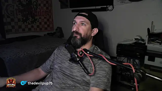 Snapshot of DevilPup75_ chatting on February 10, 3:10 am DevilPup75 online show from February 10, 3:10 am