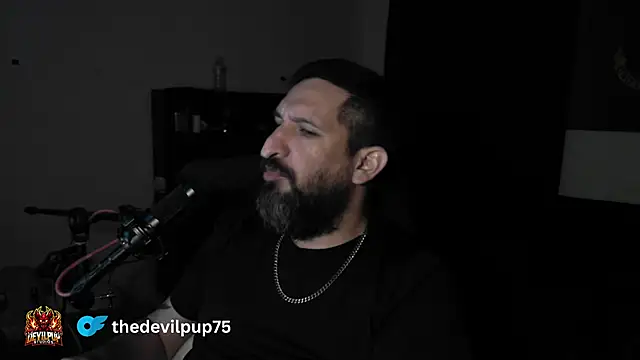 DevilPup75  online show from June 20, 2:47 am