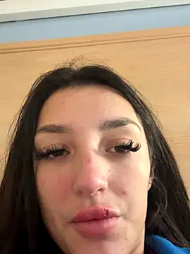 naughtybella05 online show from November 10, 10:47 am