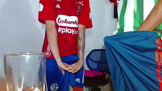 skinny23cm online show from March 7, 4:15 pm