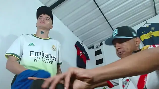 skinny23cm online show from March 15, 9:59 am