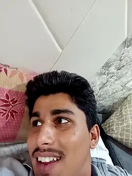HarryChoudhary21 online show from June 8, 7:47 pm