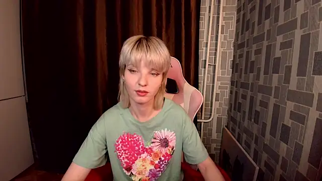 Madelaineses online show from March 8, 10:24 pm