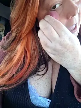 50-shades-of-JADE online show from November 4, 1:10 pm