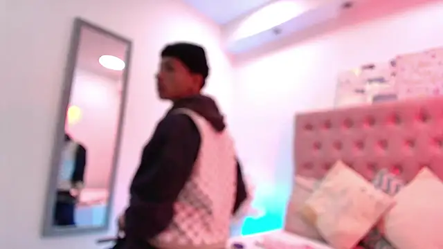 OzorioDany online show from November 13, 3:27 am