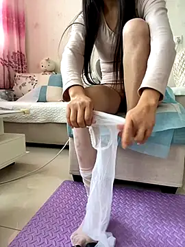 Alicia066 online show from December 1, 6:40 am