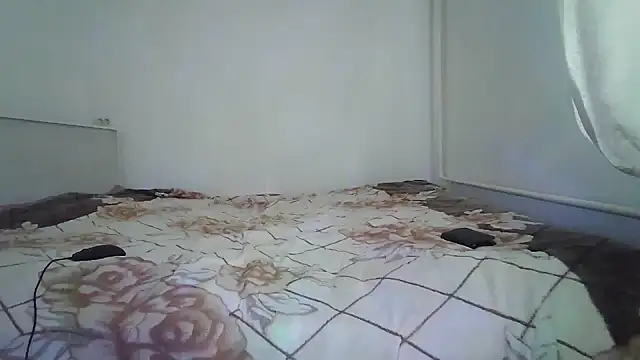 sakuradelreina online show from March 2, 7:59 am