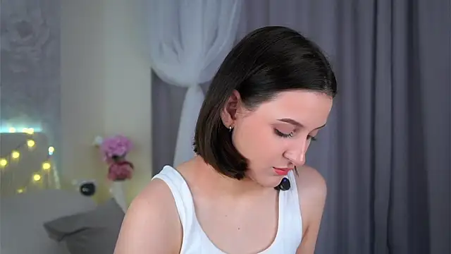 FalineBeacher online show from April 6, 1:03 am